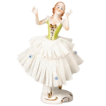 Фото Статуэтка "Танец в зеленом"