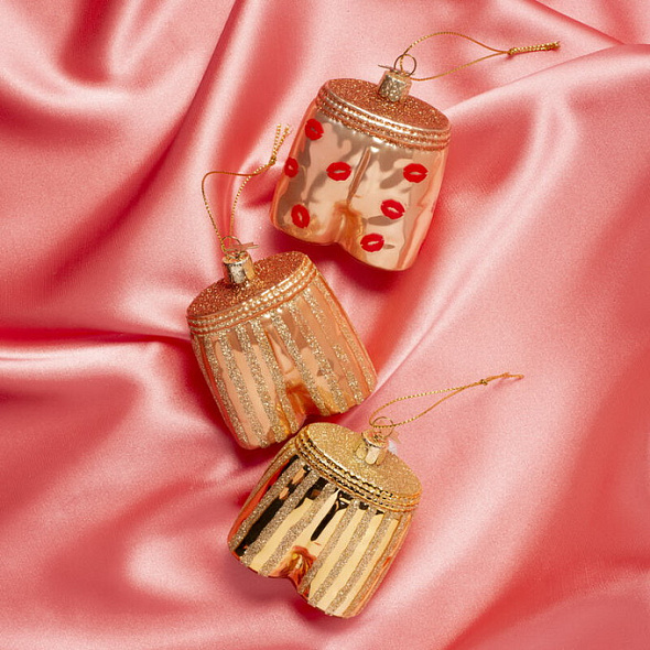 Фото Новогоднее украшение из стекла Vondels "Шорты-боксеры" 6см