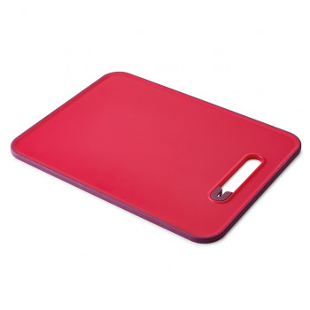Фото Разделочная доска с ножеточкой Slice&Sharpen большая красная - 60107 Joseph Joseph