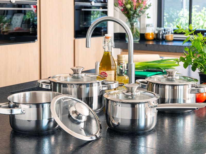 Набор посуды Furore high Sola Netherlands – 4 предмета – 3 кастрюли и сотейник
