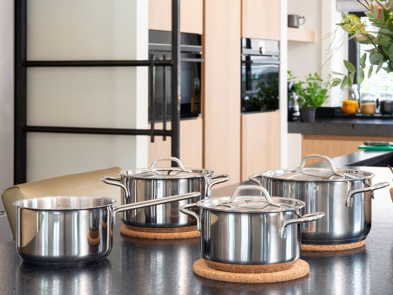 Набор посуды Mirage Sola Netherlands – 4 предмета – 3 кастрюли и сотейник