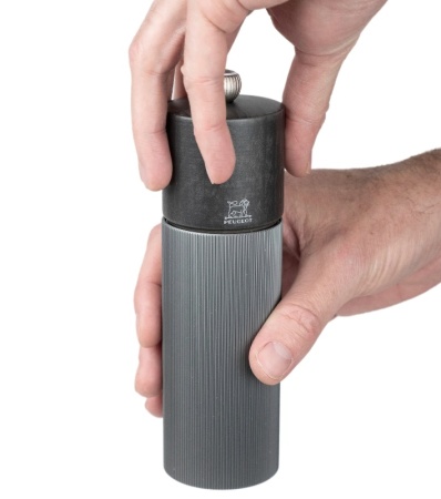 Мельница для перца LINE Carbon 18см детальная картинка 