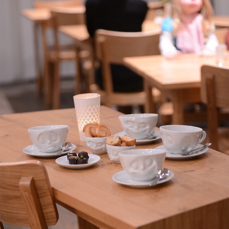 Чашка с блюдцем 200мл Tassen Grinning белая детальная картинка 