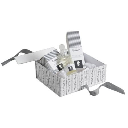 Фирменная подарочная коробка, средняя 23.5x20.5x8.8см детальная картинка 