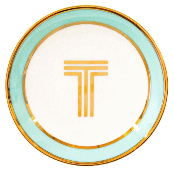 Фото Кружка с блюдцем «Library» золотая буква «T» (мятного цвета)