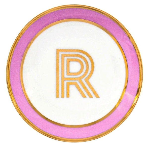 Фото Кружка с блюдцем «Library» золотая буква «R» (розового цвета)