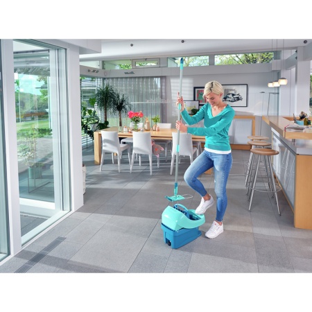 Комплект для уборки Profi XL ведро 8л на роликах с прессом для отжима и швабра 42см детальная картинка 