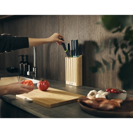 Набор ножей Elevate Knives Bamboo в подставке из бамбука - 10300 Joseph Joseph детальная картинка 