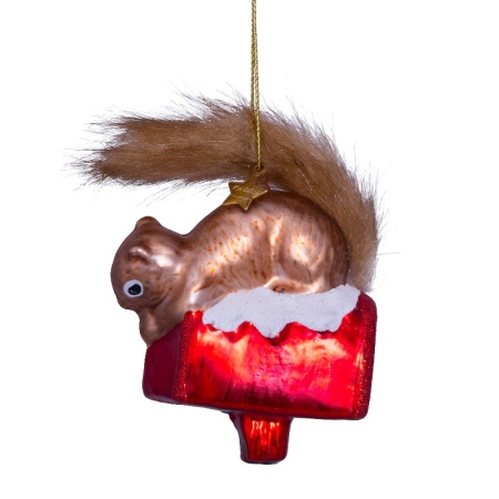 Новогоднее украшение из стекла Vondels "Белка на почтовом ящике" 12см детальная картинка 