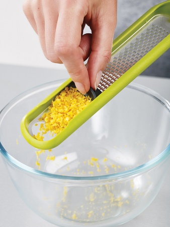 Терка для цедры с очистителем лезвия Handi-Zest зеленая - 20049 Joseph Joseph детальная картинка 