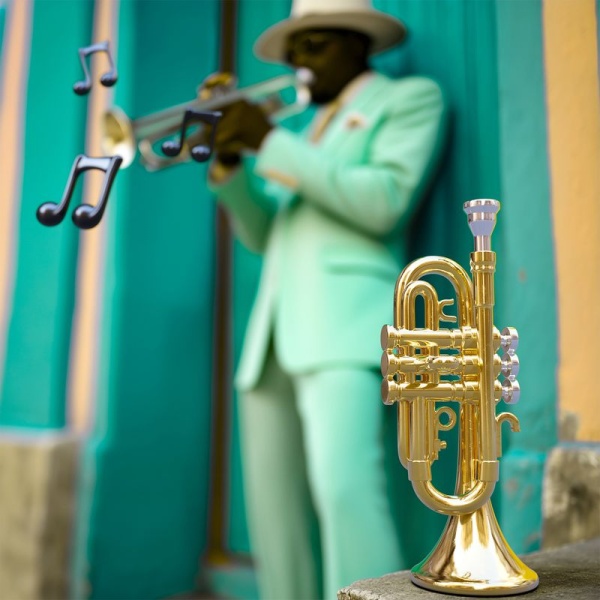 Фото Брелок для ключей "Труба"