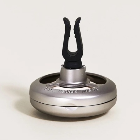 Автомобильный аромадиффузор-клипса «Адажио» с ароматом «Восточный бархат» (Velvet of Orient) детальная картинка 