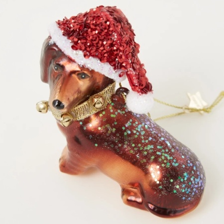 Новогоднее украшение из стекла Vondels "Маленькая такса в шапке" 8см детальная картинка 