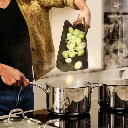 Разделочная доска-трансформер 34x26см Chop2Pot Plus Large черная - 60205 Joseph Joseph детальная картинка 