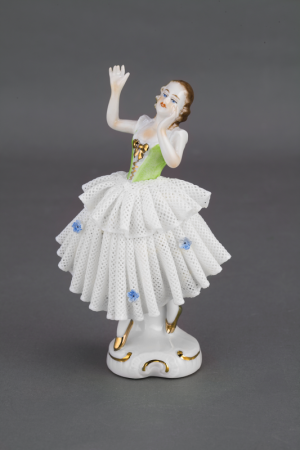 Статуэтка "Танец в зеленом" детальная картинка 