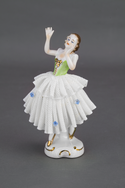 Фото Статуэтка "Танец в зеленом"