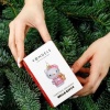 Новогоднее украшение из стекла Vondels "Hello Kitty в розовом с мишкой" 9см - в подарочной коробке детальная картинка 