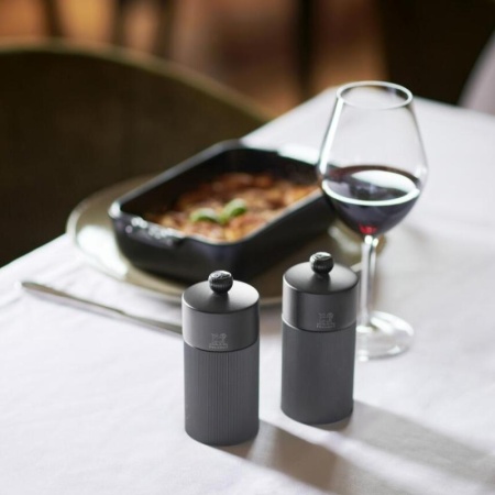 Набор мельниц для соли и перца LINE Night Chic 12см – ZIRLION с воронкой детальная картинка 