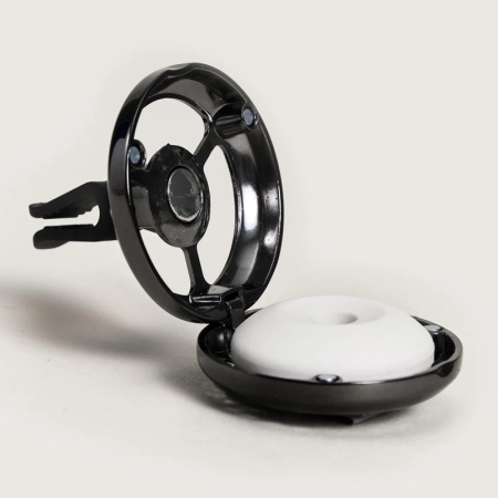 Автомобильный аромадиффузор-клипса «Иллюзия» с ароматом «Дикие земли» (Wilderness) детальная картинка 