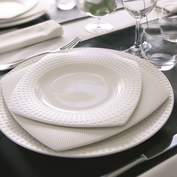 Фото Тарелка квадратная 15см SATINIQUE