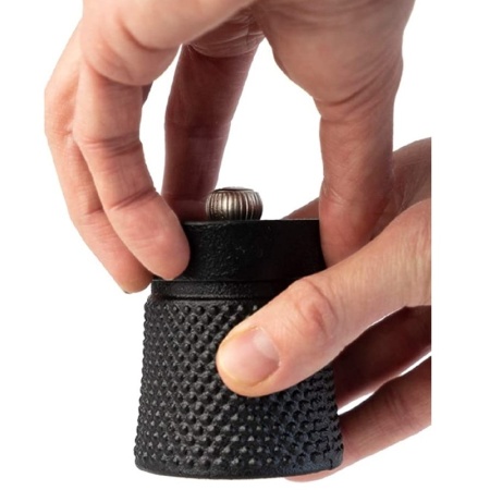 Мельница для перца BALI FONTE Black 8см детальная картинка 