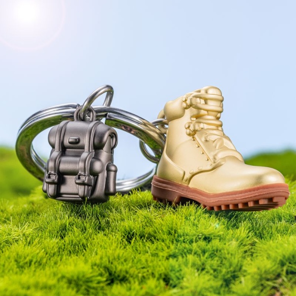 Фото Брелок для ключей "Походные ботинки"