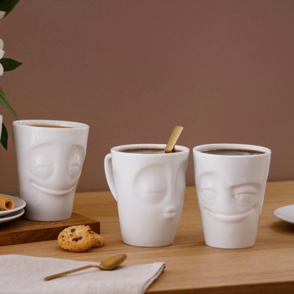 Фото Кружка 350мл Tassen Kissing белая