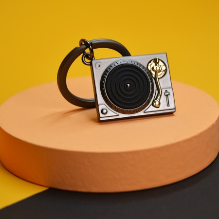 Брелок для ключей "Проигрыватель для пластинок" детальная картинка 