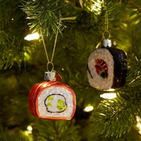 Новогоднее украшение из стекла Vondels "Суши с лососем" 5см детальная картинка 